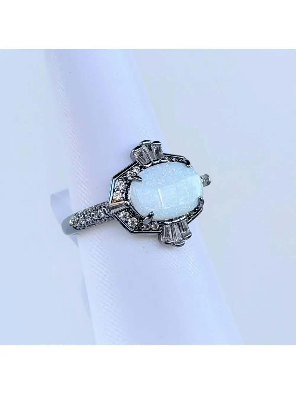 Bomb Party October Ring Sz 7 